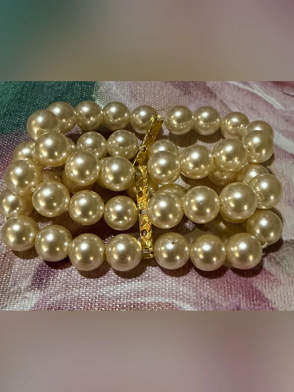 Classic Pearl Stretch Bracelet - Cream Pearl